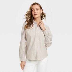 Universal Thread Classic Fit Striped Button Down Shirt